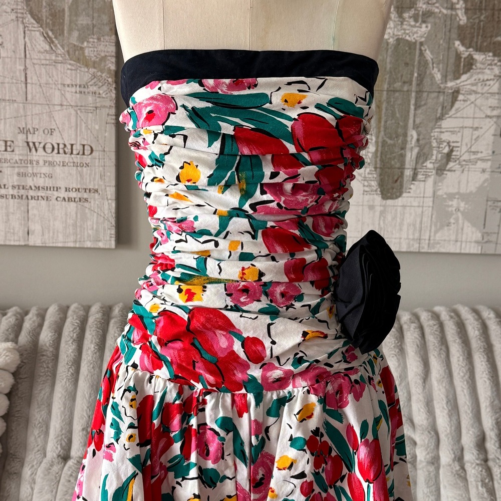 Vintage Robbie Bee Floral Strapless Ruffle Tiered Dress Black Trim Bow Accents - Picture 2 of 5